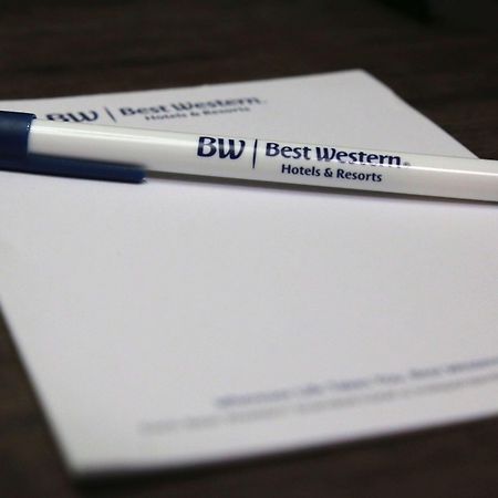 Best Western Galleria Inn & Suites Cheektowaga Bagian luar foto